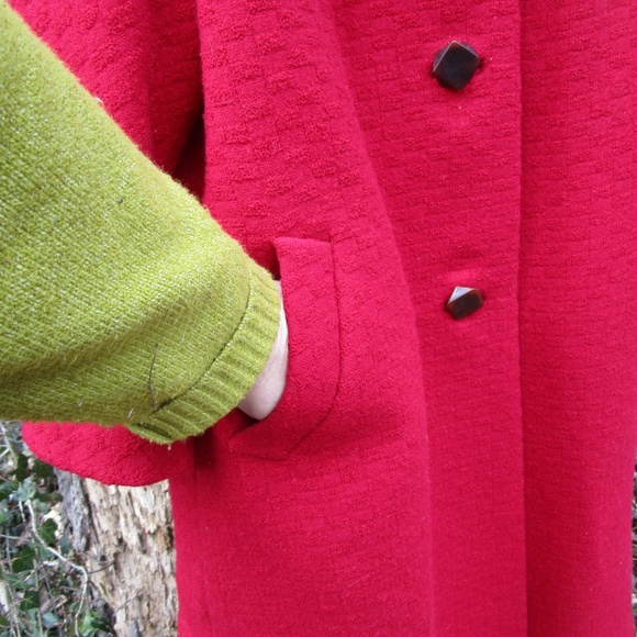 vintage 1960s Rothmoor red wool coat with mink collar, Mary Tyler Moore, b 40 - Picture 8 of 11